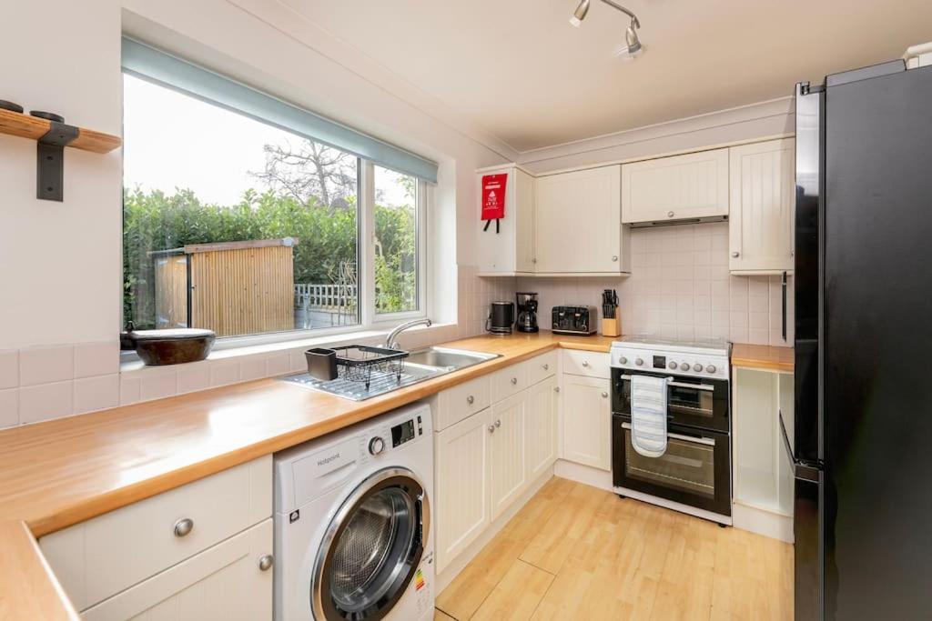 Willa Two Bed House With Free Parking, Near Train St. Bath Zewnętrze zdjęcie